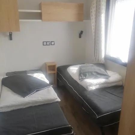 Mhvacances 2 Louent Plusieurs Mobilhomes Dans Camping 4 Etoiles Proche Chateaux Et Zoo Beauval Onzain Exterior photo