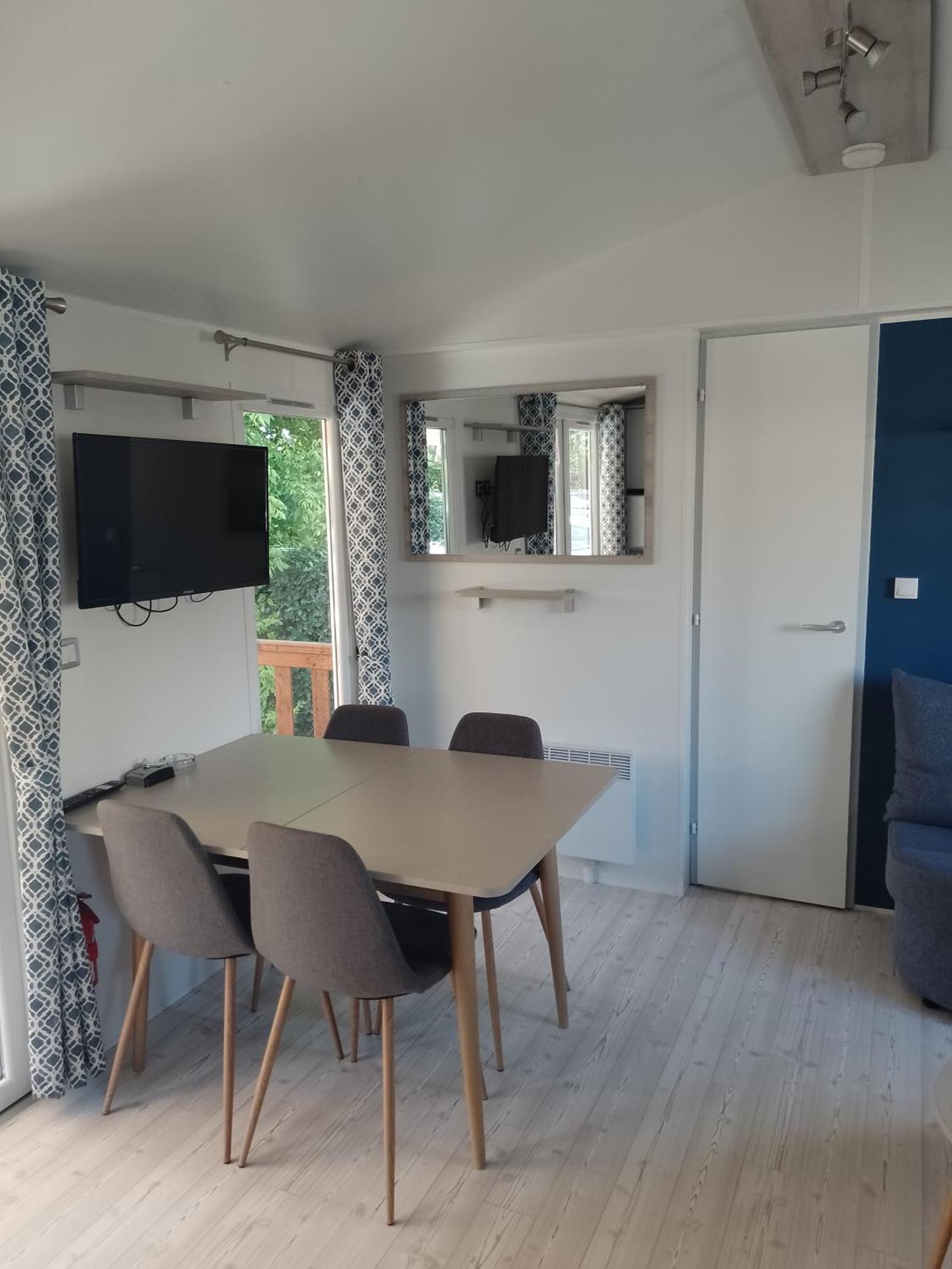 Mhvacances 2 Louent Plusieurs Mobilhomes Dans 4 Etoiles Proche Chateaux Et Zoo Beauval * Onzain