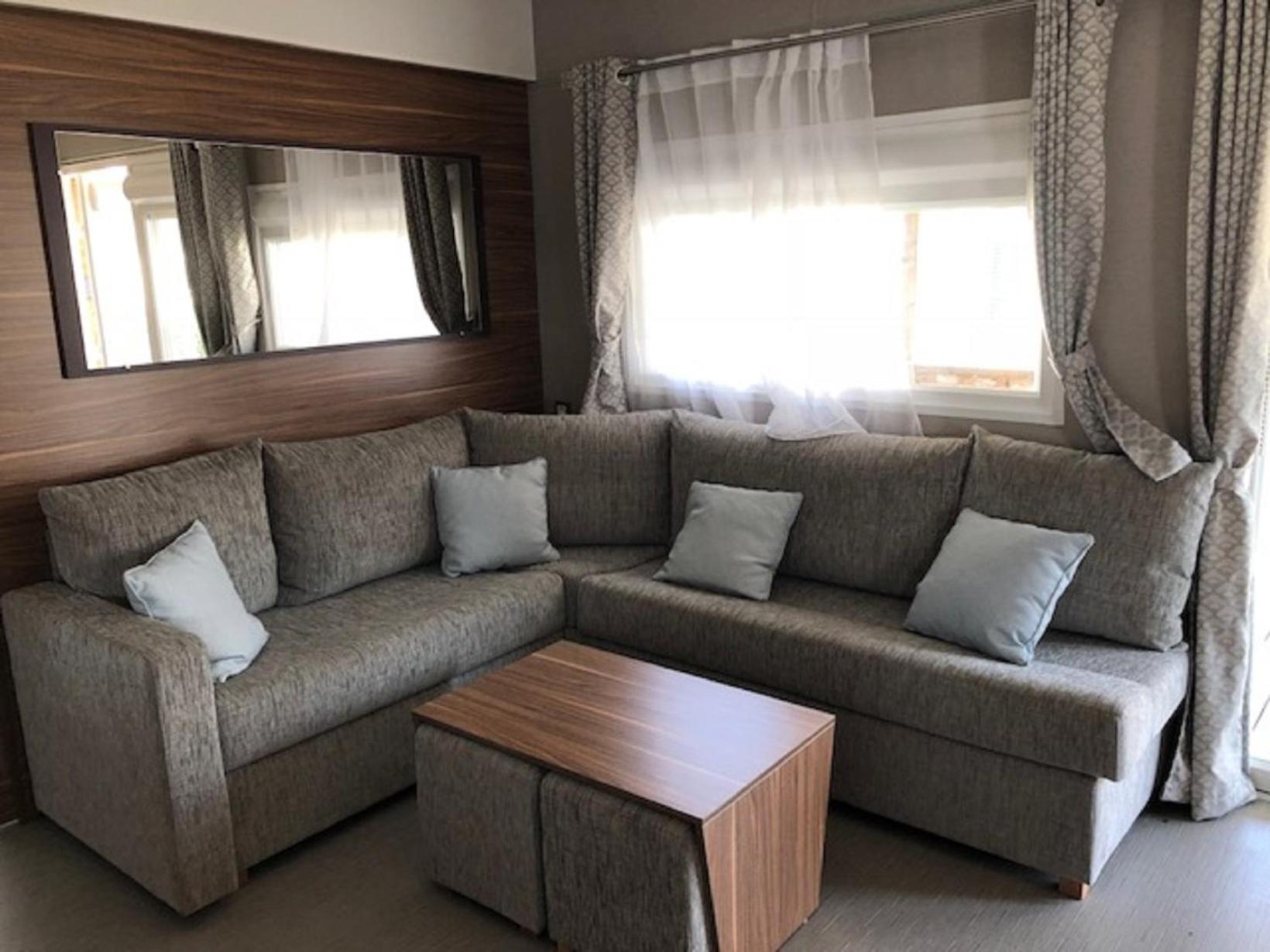 Mhvacances 2 Louent Plusieurs Mobilhomes Dans 4 Etoiles Proche Chateaux Et Zoo Beauval Campsite Onzain